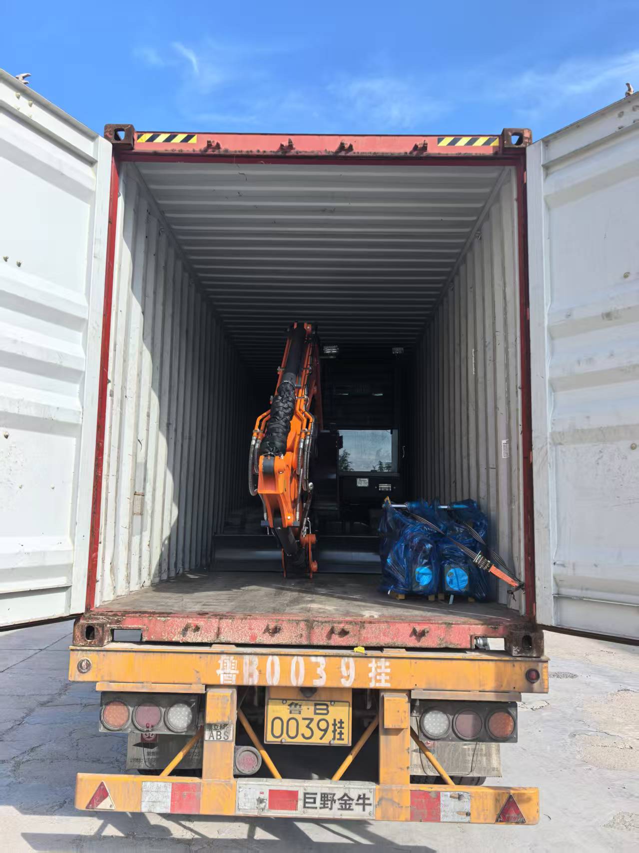 Duo 6.5T Excavators missi sunt