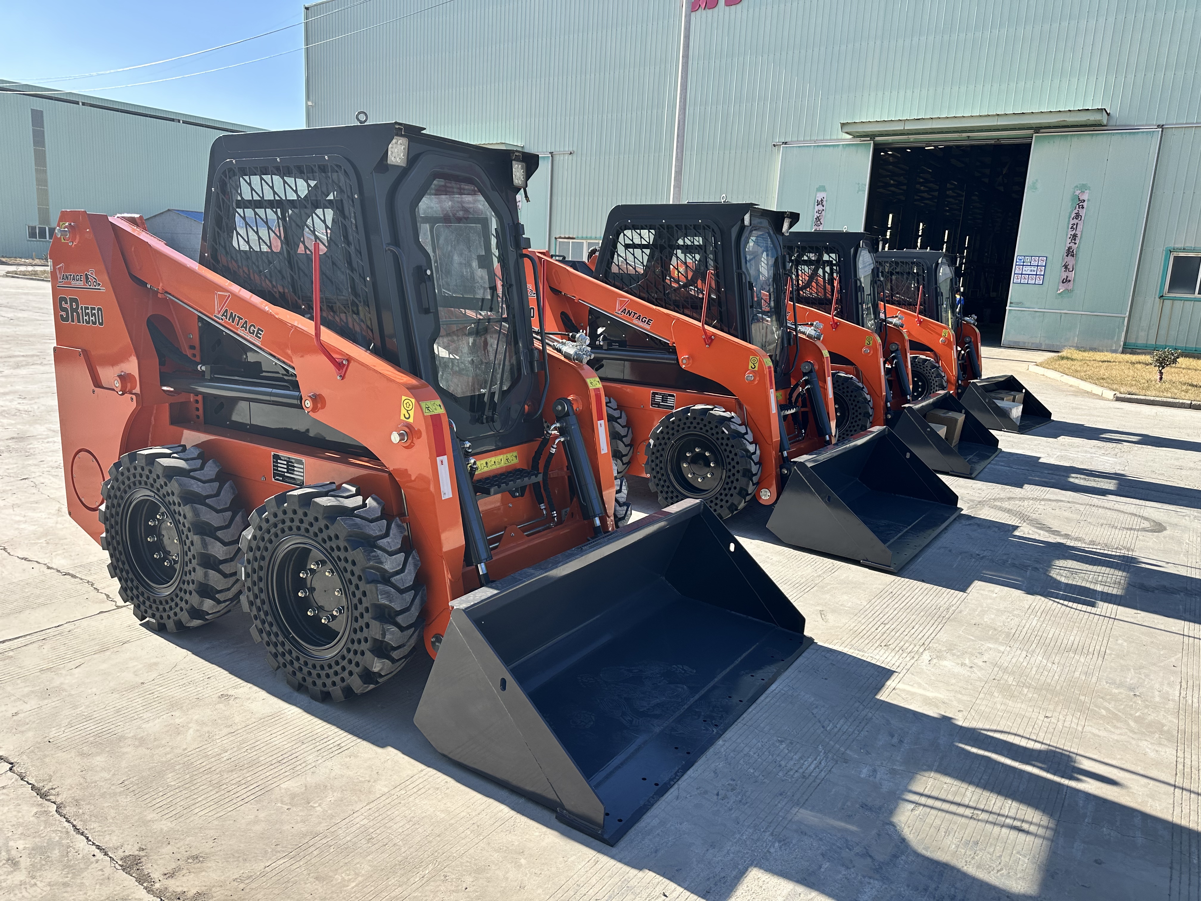 SR1550B Skid Steer Loader This to South America