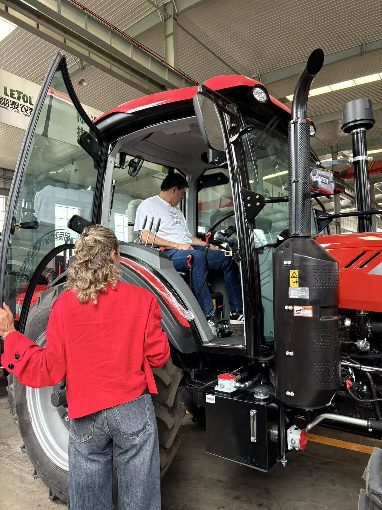 Machinaria Evergloria Expands Global Machinaria Portfolio, Detegit Nova DX Series Gravis Officii Rota Loaders pro Worldwide Infrastructure & Agricultural Mercatus